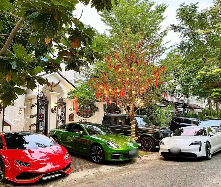 Đoàn Di Băng cứ phát ngôn về tiền là gây tranh cãi: Sự thật tài sản của "đại gia Quận 7" ra sao? - 4