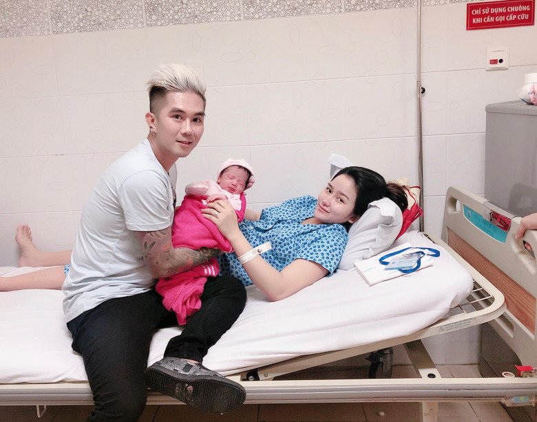 Bà xã Khánh Đơn bụng bầu vượt mặt vẫn đẹp tựa nữ thần - 6