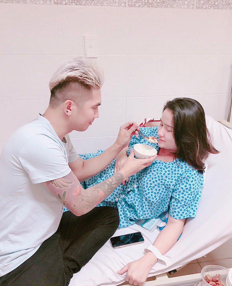 Bà xã Khánh Đơn bụng bầu vượt mặt vẫn đẹp tựa nữ thần - 7