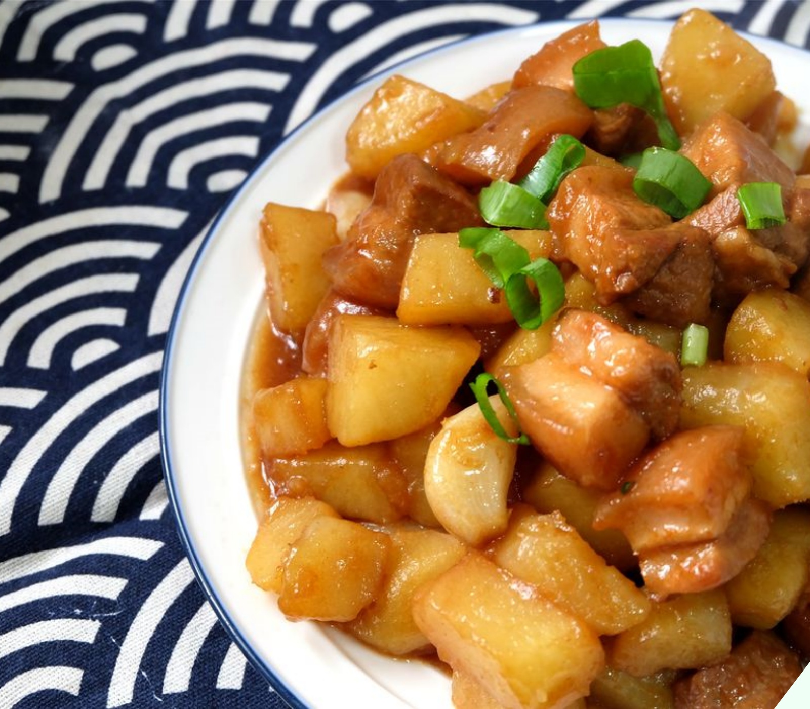 Chần thịt lợn nên dùng nước lạnh hay nước nóng? Nhiều người dùng nhầm nước khiến thịt tanh nồng lại “khô như rơm” - 18