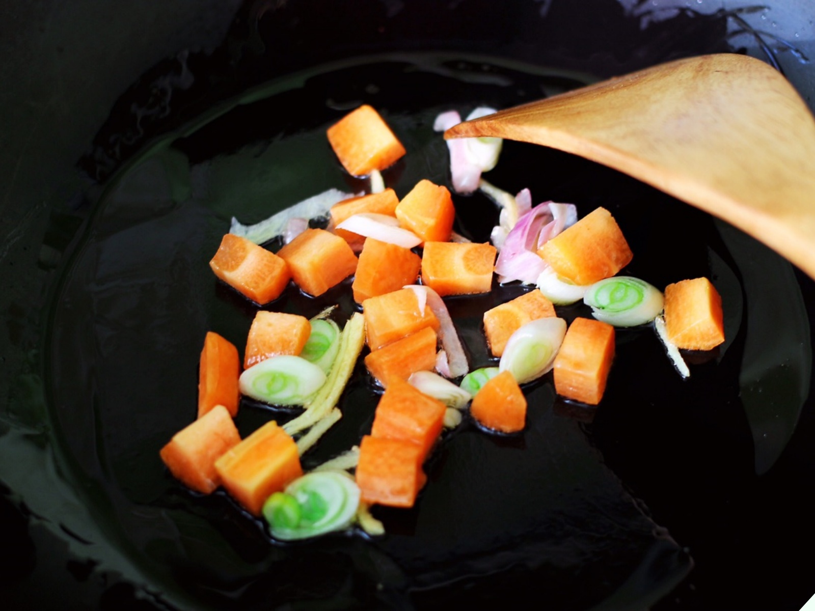 Loại rau người Trung Quốc ví như “món ăn hoàng đế”, đem nấu chung với thứ củ thông dụng này thành canh đại bổ - 7