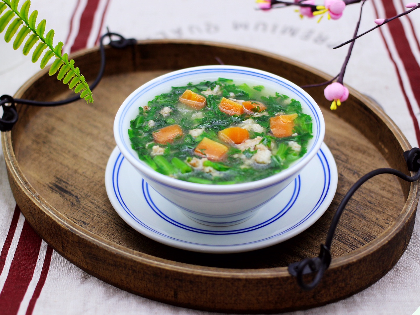 Loại rau người Trung Quốc ví như “món ăn hoàng đế”, đem nấu chung với thứ củ thông dụng này thành canh đại bổ - 17