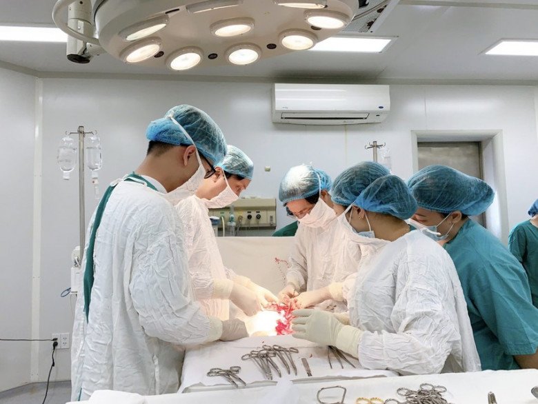 Những ca tự phá thai biến chứng nặng khiến bác sĩ cũng đau lòng - 1