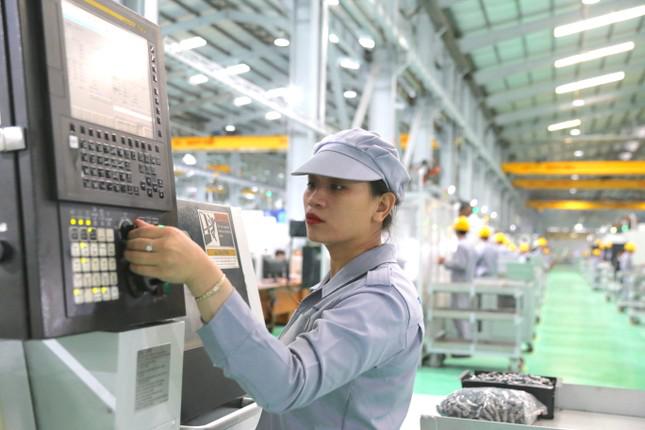 Nóng tuần qua: DN thưởng Tết cho bảo vệ, lao công ngang bằng chủ tịch, giám đốc - 3