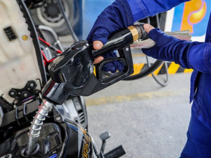 Kinh tế - Giá xăng dầu hôm nay 2/10: Dầu thô tiếp tục tăng, giá xăng tại Việt Nam chiều nay sẽ ra sao?