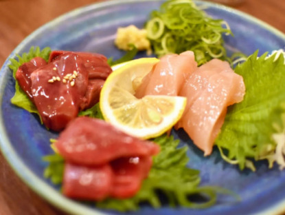 Ẩm thực - Món sushi thịt gà sống của người Nhật khiến thực khách “khiếp vía”