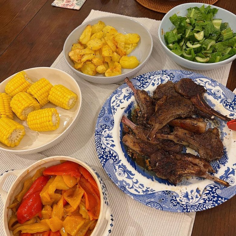 "Nàng dâu hào môn" Tăng Thanh Hà khoe nấu cháo gà, cho thứ này vào cháo cực thơm lại bổ dưỡng - 8