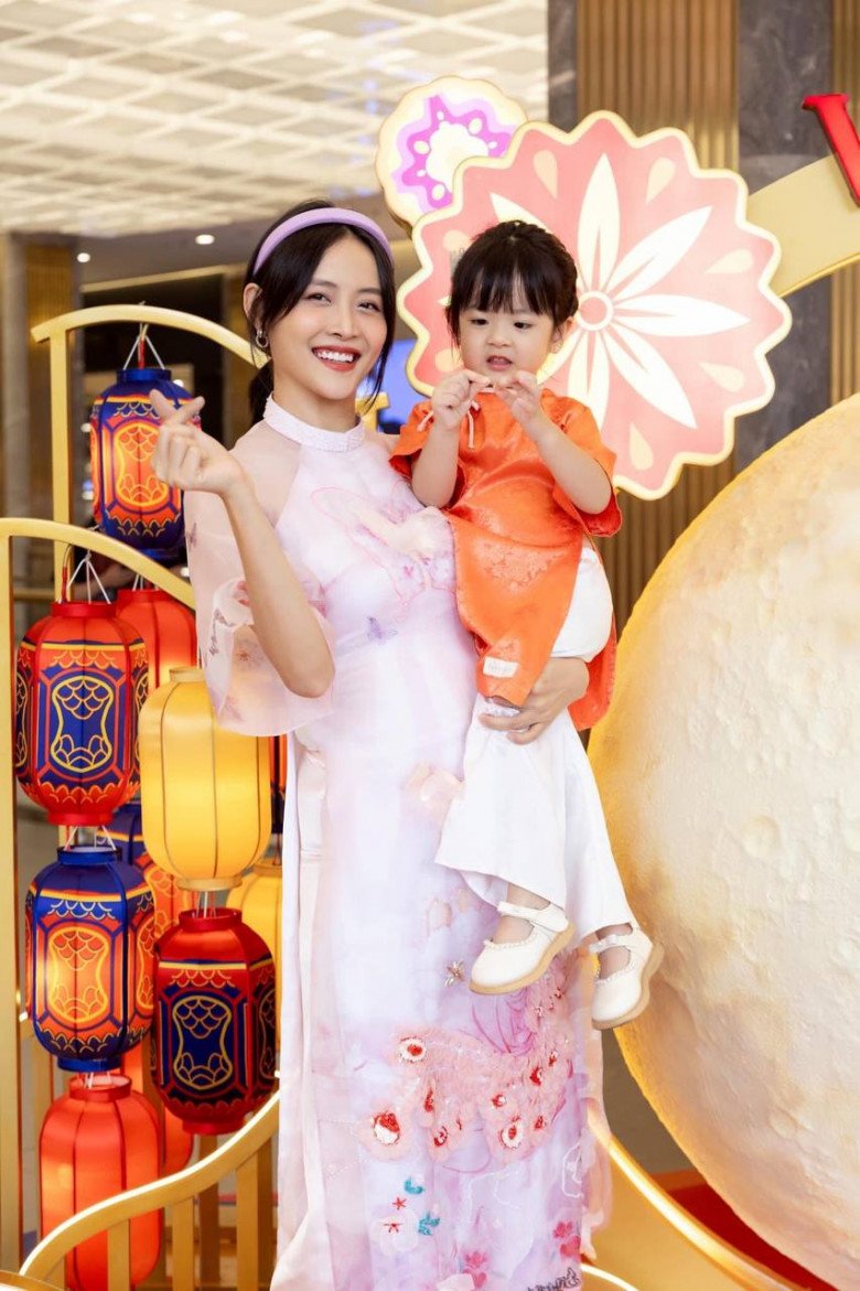 Thêm 4 gia đình sao Việt chuẩn bị tăng dân số, 1 em bé lai Tây khiến dân tình tò mò - 5