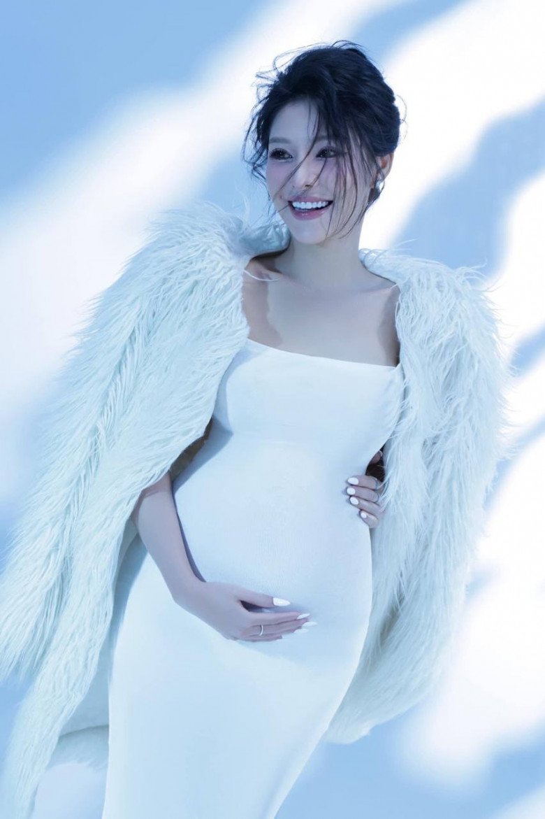 Thêm 4 gia đình sao Việt chuẩn bị tăng dân số, 1 em bé lai Tây khiến dân tình tò mò - 7