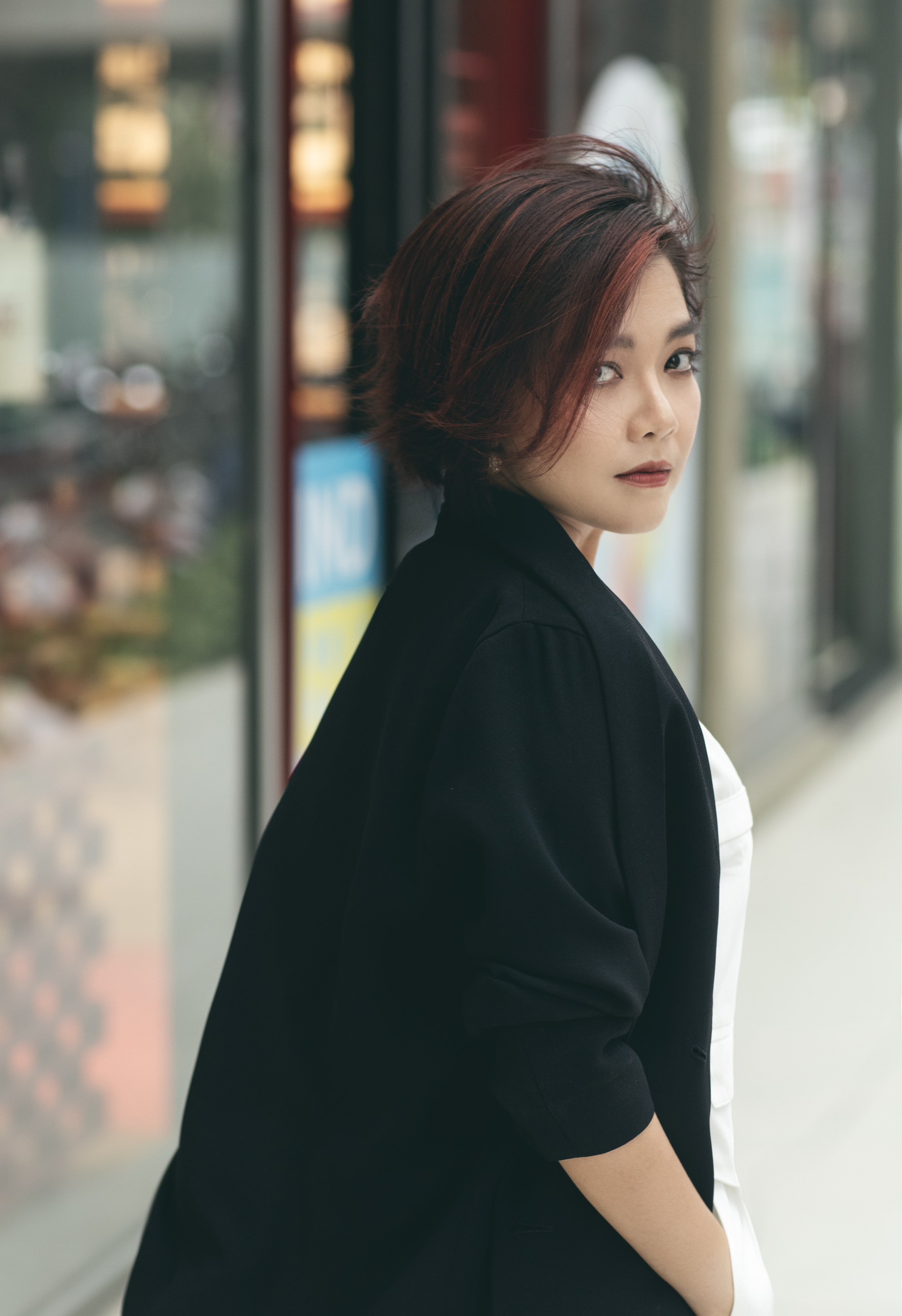 Ca sĩ Thanh Ngọc "Đạp gió rẽ sóng": "Gia đình nội - ngoại hỗ trợ chăm cháu để tôi trở lại" - 1