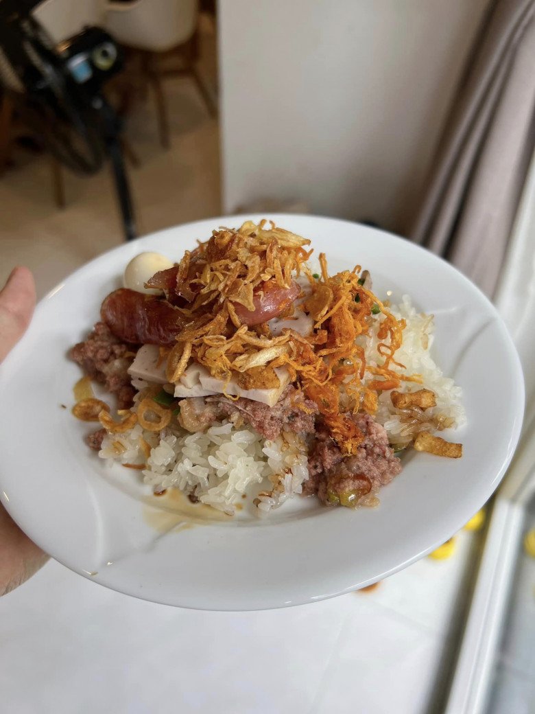 Tăng Thanh Hà nấu xôi thôi mà hút hơn chục nghìn like, ai nấy phải choáng váng vì quá nhiều thứ - 4