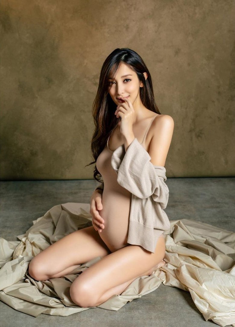 Hoa hậu nổi tiếng xứ cảng thơm 5 năm sinh 3 con vẫn đẹp như thiếu nữ nhờ đâu? - 1