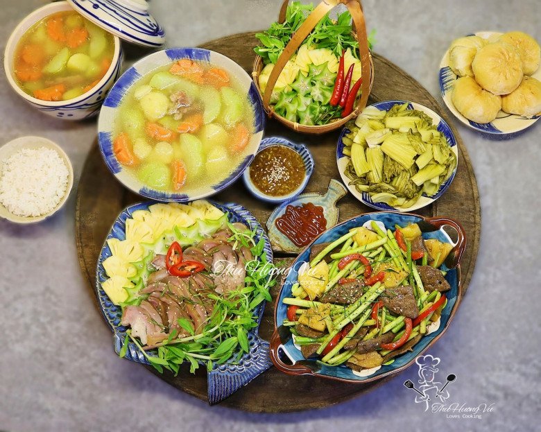 Hôm nay nấu gì: Cơm chiều 4 món toàn món chế biến từ con này, ngon như ngoài hàng lại không hề ngán - 1