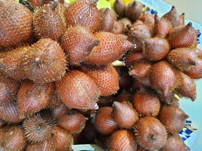 Thứ quả lạ có vỏ như da rắn nhưng lại rất ngon, giá bán 220.000 đồng/kg - 6