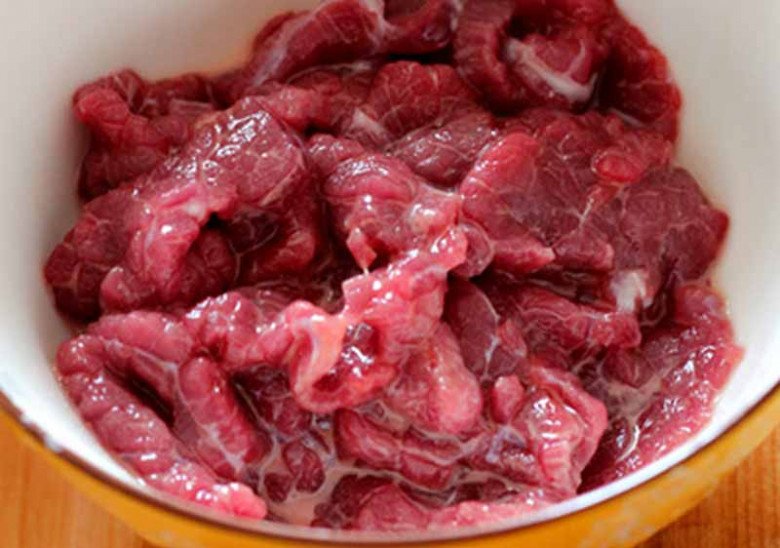 Nhìn tưởng sả hóa ra nó là đặc sản của 1 tỉnh, xào với thịt bò ngon cực - 4