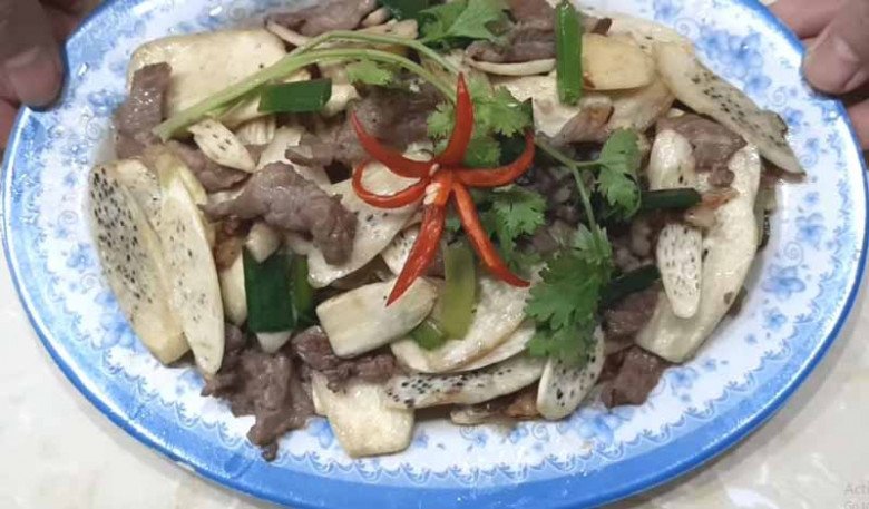 Nhìn tưởng sả hóa ra nó là đặc sản của 1 tỉnh, xào với thịt bò ngon cực - 6