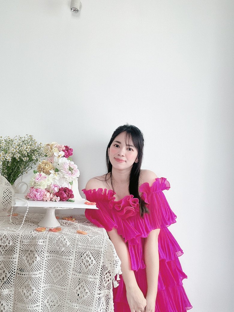 Ngày nhỏ ước mơ mở tiệm bánh chuối bán, lớn lên 9X bỏ nghề văn phòng để làm cô giáo dạy bánh, thu nhập tăng gấp nhiều lần - 3