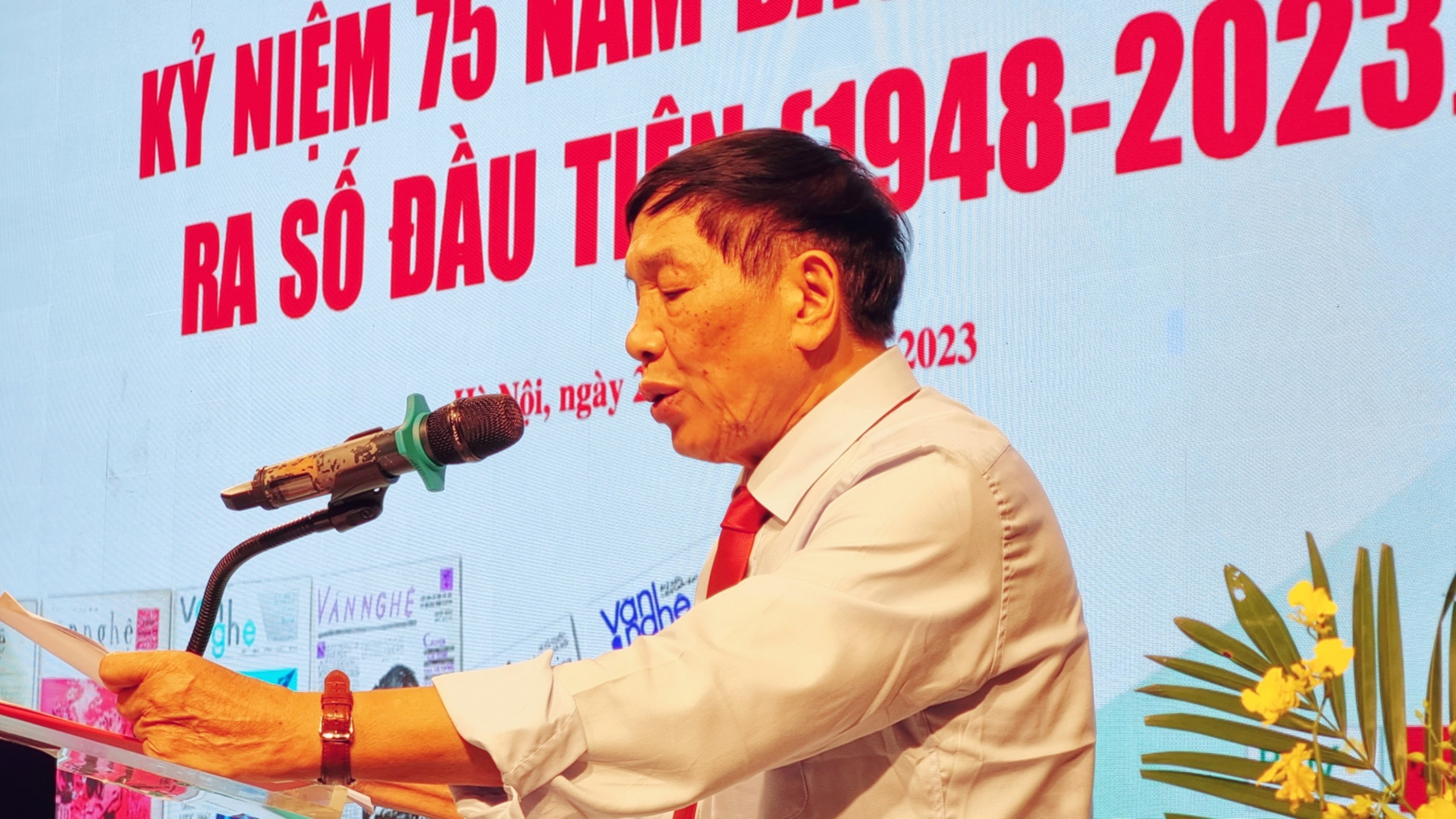 Báo Văn nghệ trong 75 năm trưởng thành và phát triển - 2