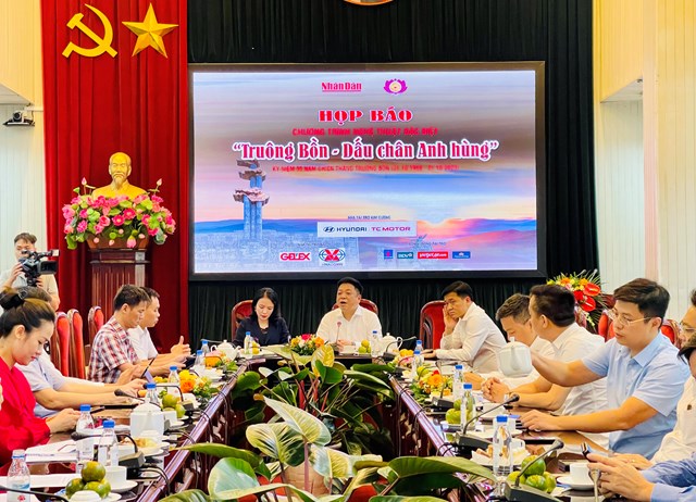 Đặc sắc chương trình nghệ thuật “Truông Bồn – Dấu chân anh hùng” - 1