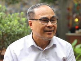 Những câu thơ viết dở...