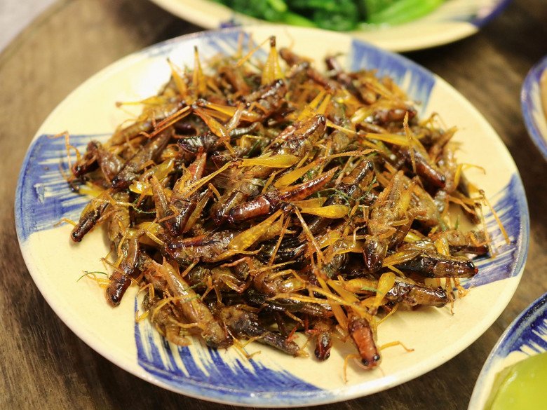 Cơm tối toàn món quen thuộc nhưng ngon, có thứ là đặc sản ruộng đồng "vạn người mê" - 9