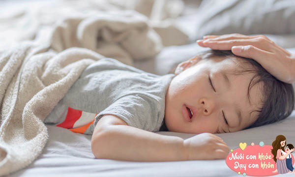 Trẻ có bộ não phát triển mạnh mẽ, IQ cao sẽ làm 3 hành động "kỳ lạ" khi ngủ - 7