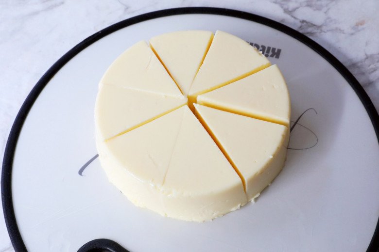 Sữa tươi không chỉ để uống, đem nướng lên được món núng nính, thơm ngon ăn một lần nhớ cả đời - 6