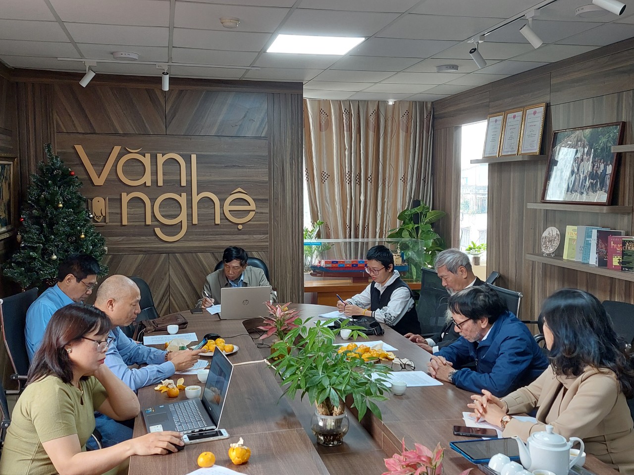 Sơ kết chặng đầu cuộc thi truyện ngắn Báo Văn nghệ - 1