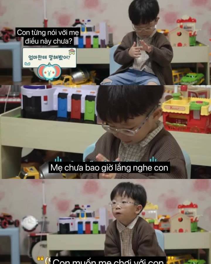 &#34;Con mong bố mẹ chơi với con&#34;, đoạn clip triệu view gây đau lòng: Tổn thương đến thế nào, đứa trẻ 4 tuổi mới già dặn đến vậy - 8