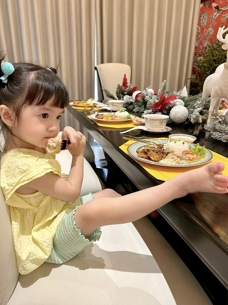 Đại gia Quận 7 khoe cơm với xôi thôi cũng làm dân mạng đòi ăn ké vì &#34;nhà nghèo không biết vị ra sao&#34; - 14