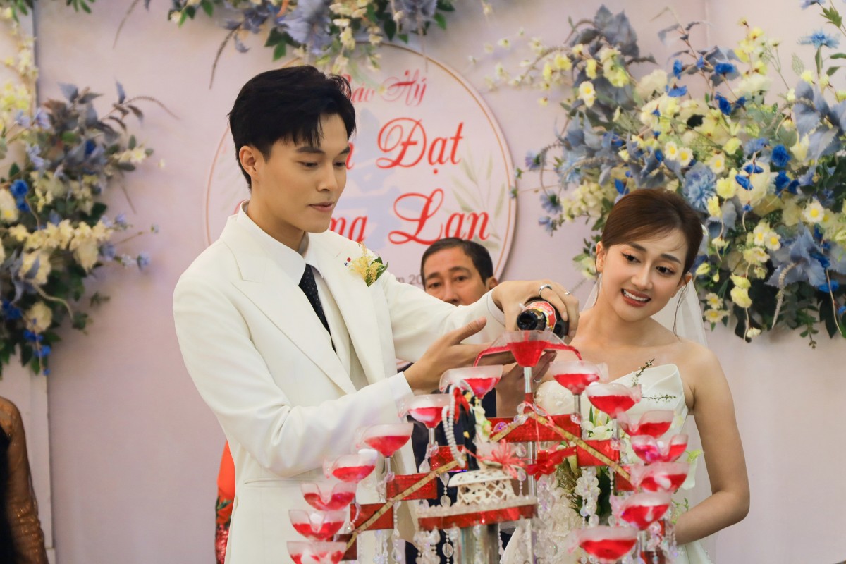 Vợ chồng Anh Tú vượt 200km dự đám cưới Phương Lan - Phan Đạt tại Ninh Bình - 3