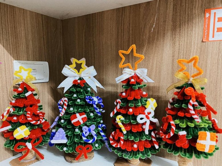 Chàng trai chỉ cách làm cây thông Noel bằng kẽm nhung với 71.000 đồng, vừa lạ mắt vừa dễ thương - 10