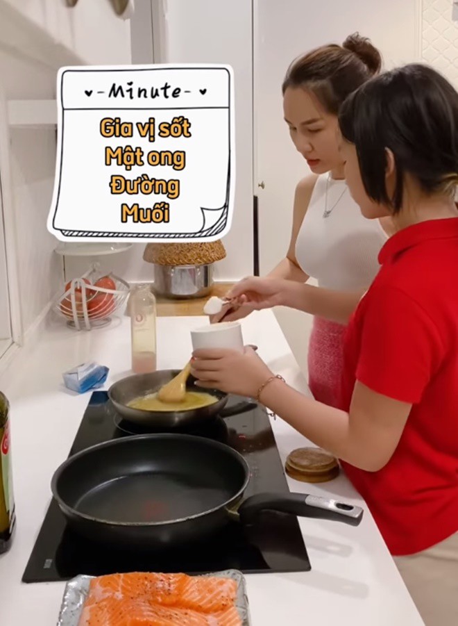 Vợ Hoàng Bách khoe khoảnh khắc 3 thế hệ trong 1 căn bếp, món ăn nhận được nhiều lời khen - 11