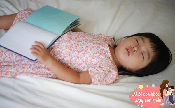 Trẻ thức khuya làm bài tập tưởng tốt, nhưng là nguyên nhân "đánh cắp" trí thông minh và sức khỏe - 3