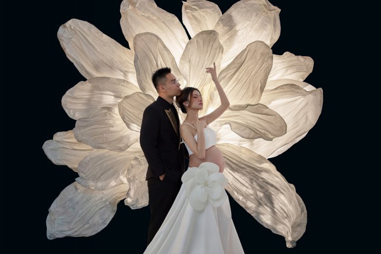 Vợ chồng Hạnh Sino lâng lâng cả tuần vì 2 con song sinh sắp chào đời - 1