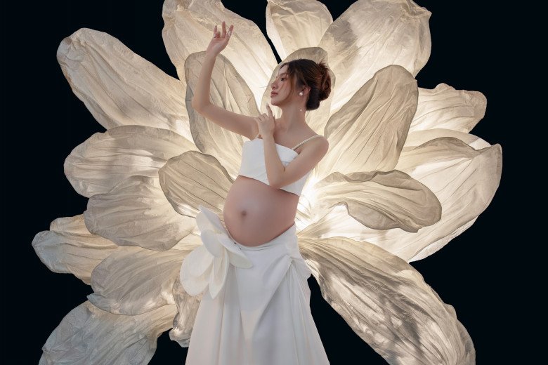 Vợ chồng Hạnh Sino lâng lâng cả tuần vì 2 con song sinh sắp chào đời - 4