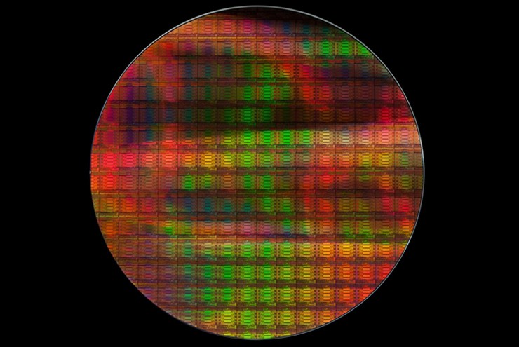 Quyết lấy lại oai phong, Nikon giới thiệu máy sản xuất chip bổ, rẻ - 2