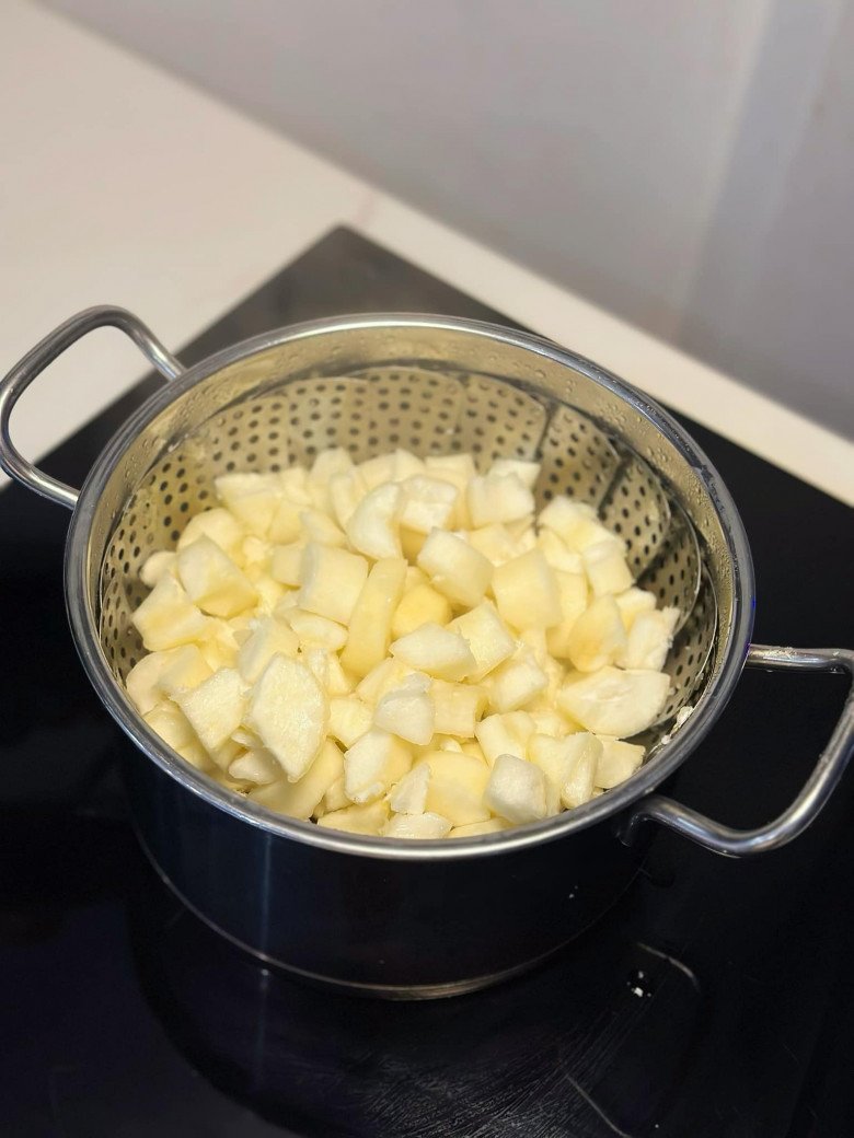 Nữ diễn viên VTV vác bụng to vào bếp nấu chè từ loại củ bình dân được quê chồng gửi, dân mạng thắc mắc 1 điều - 4