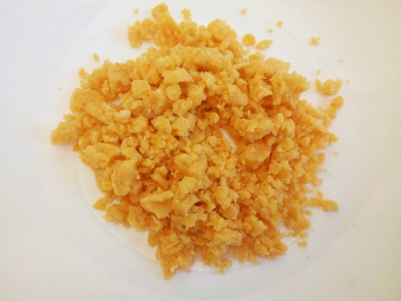 Chiều nấu cơm, thêm ngô chiên trứng muối kiểu này vào bữa ăn hấp dẫn hẳn - 4