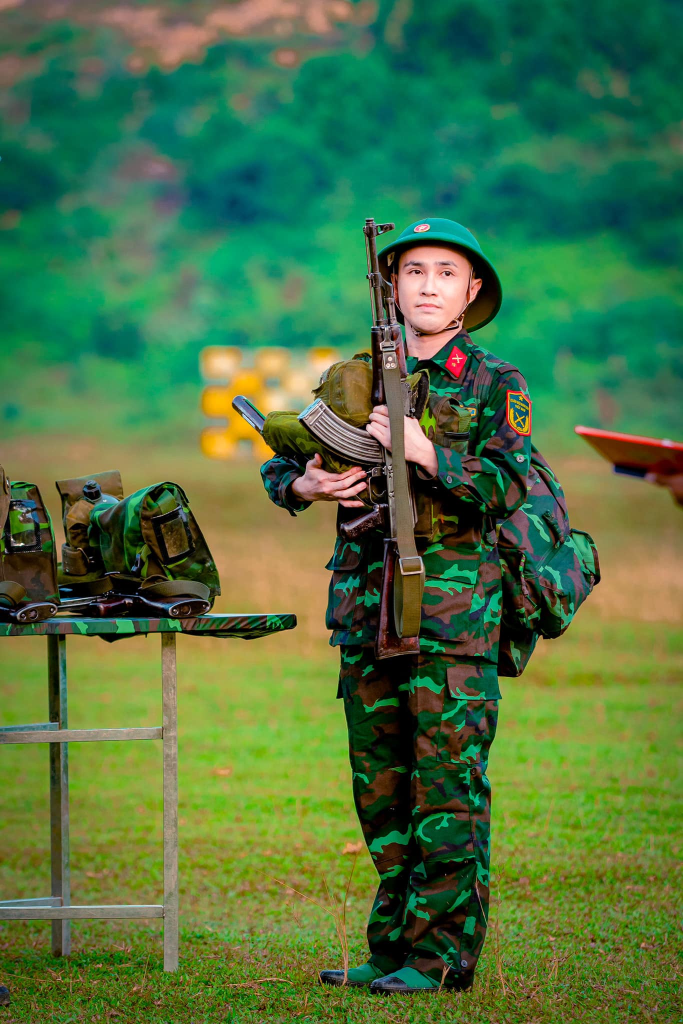 Huỳnh Lập: "Tôi xin lỗi nếu khán giả nghĩ mình cố tình tạo tiếng cười trong quân ngũ" - 3