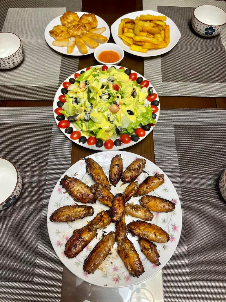 BTV quen mặt của VTV khoe những mâm cơm hút mắt làm bao người phải xuýt xoa - 8