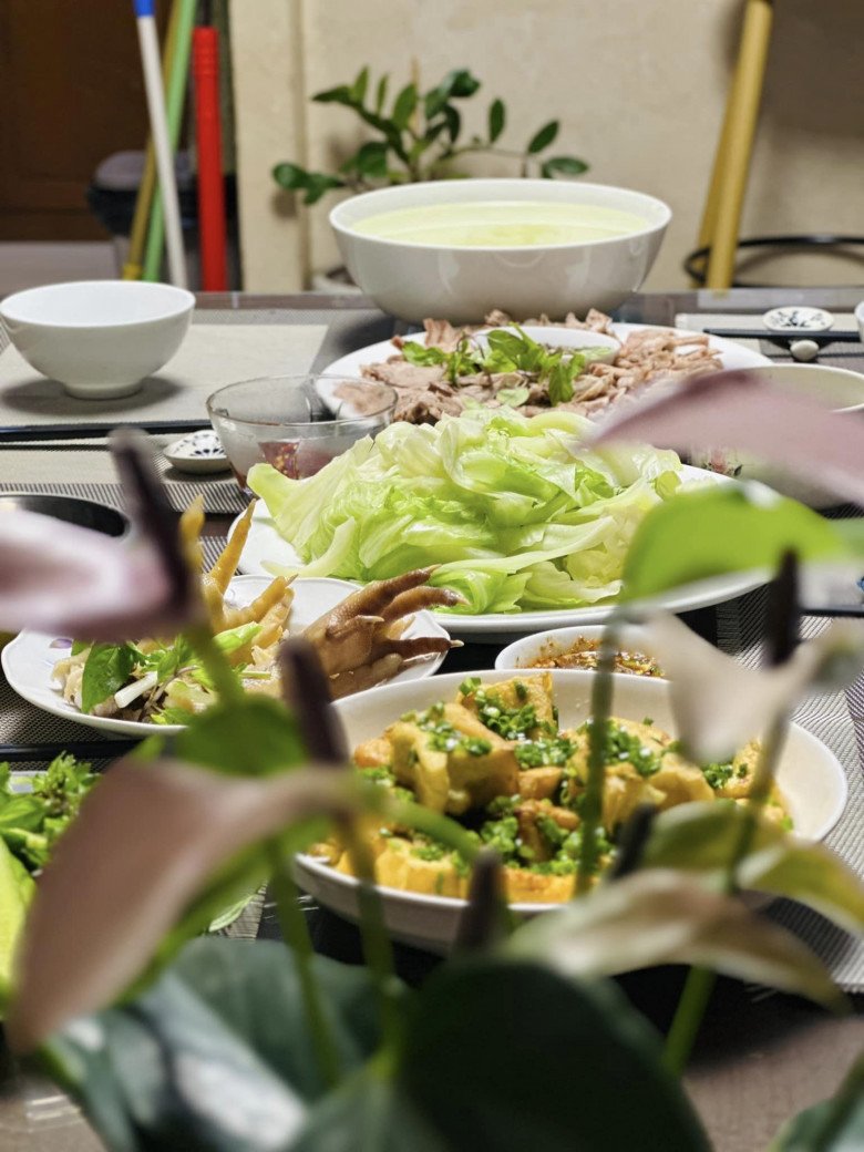 BTV quen mặt của VTV khoe những mâm cơm hút mắt làm bao người phải xuýt xoa - 13