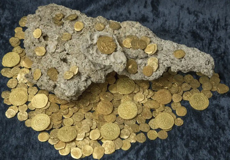 Thông tin mới vụ Colombia trục vớt xác tàu đắm chứa đầy vàng và đá quý trị giá 20 tỷ USD - 1