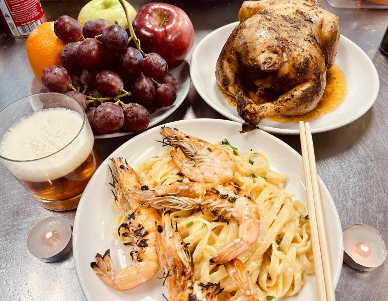 3 năm ngày giỗ Vân Quang Long, bạn thân làm cỗ cúng khiến mọi người nhìn mà xúc động - 2