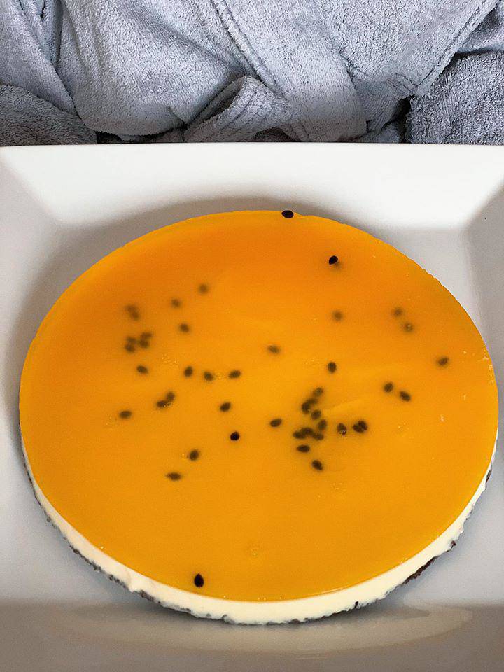 Cuối năm, Thanh Hằng trổ tài vào bếp, chồng nhạc trưởng khen: "Ngon lắm vợ ơi" - 9