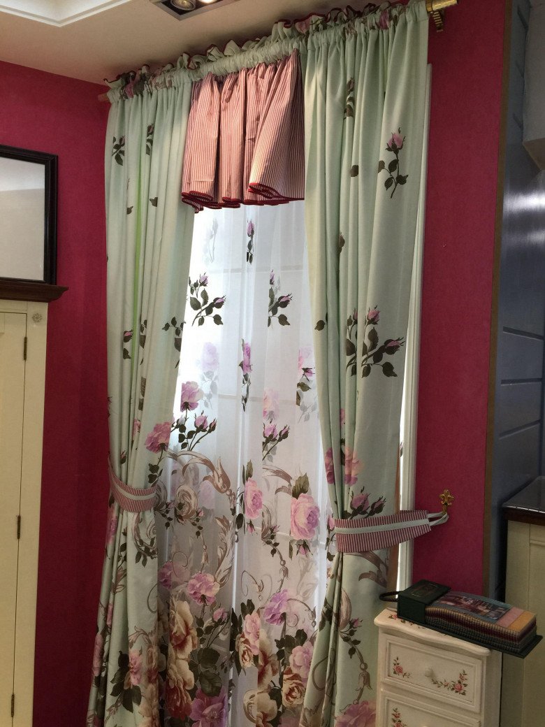 Dù có tiền hay không cũng đừng treo rèm 3 màu này, đây không phải là mê tín - 2