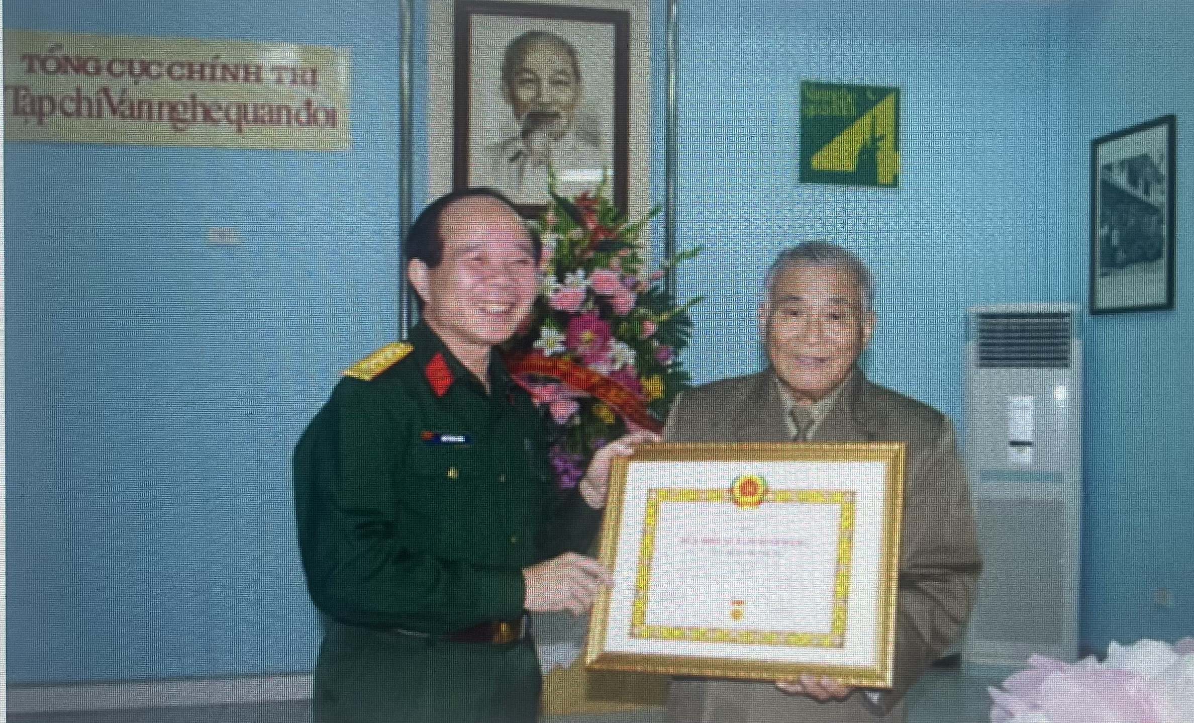 Nguyễn Chí Trung, người đi hết biển - 1