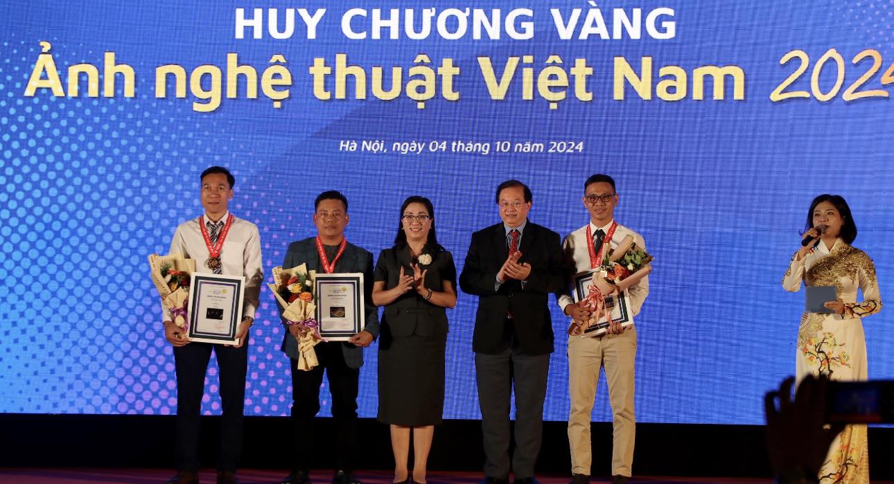 Cuộc thi và Triển lãm Ảnh nghệ thuật Việt Nam năm 2024: Vinh danh 33 tác phẩm xuất sắc - 3