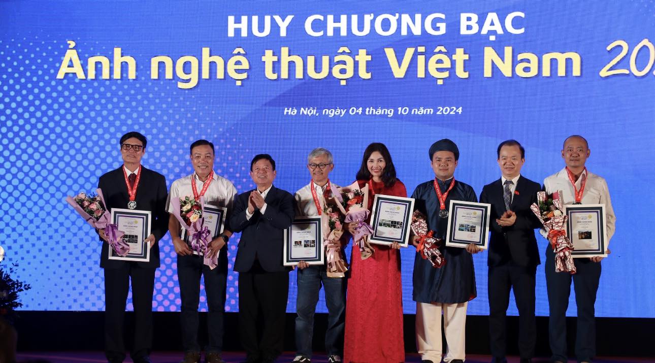 Cuộc thi và Triển lãm Ảnh nghệ thuật Việt Nam năm 2024: Vinh danh 33 tác phẩm xuất sắc - 4