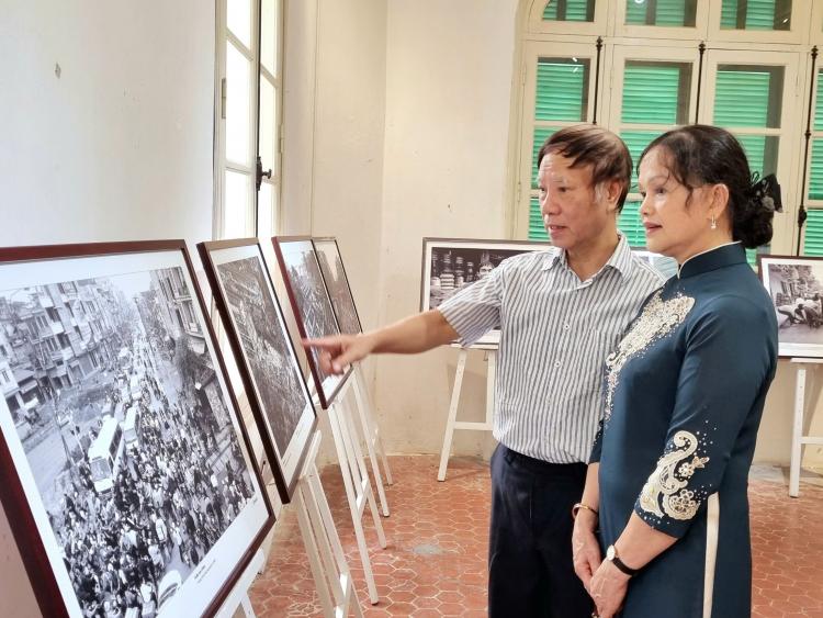 Triển lãm Hà Nội – Một thời để nhớ: Cuốn nhật ký bằng ảnh đen trắng về Thủ đô